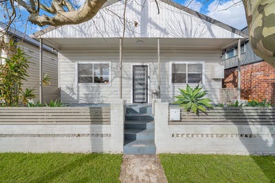 /international/au/1-estell-street-maryville-nsw-148478980/