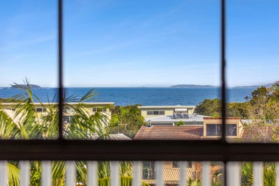 /international/au/46-dammerel-crescent-emerald-beach-nsw-151344420/