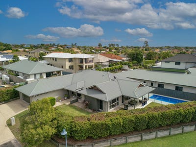 /international/au/5-alpinea-court-sinnamon-park-qld-150897396/