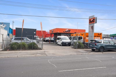 /international/au/155-mickleham-rd-tullamarine-vic-505146248/