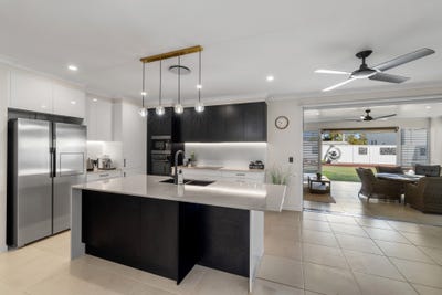 /international/au/7-annabelle-street-pelican-waters-qld-151961972/