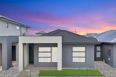 /international/au/10-centralpark-walk-strathtulloh-vic-148545064/