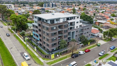 /international/au/121-arbutus-street-canley-heights-nsw-151538008/