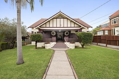 /international/au/1-taringa-street-ashfield-nsw-152465104/
