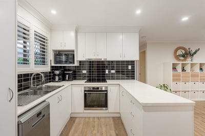 /international/au/3-stanmoore-street-rangeville-qld-151110968/