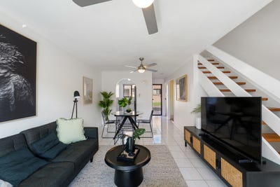 /international/au/20-13-holland-crescent-capalaba-qld-151477352/