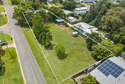 /international/au/50-hughes-street-yeppoon-qld-149707440/