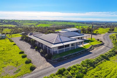 /international/au/409-flagstaff-hill-road-middleton-sa-700366812/