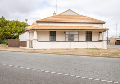 /international/au/22-lydia-tce-wallaroo-sa-148395396/