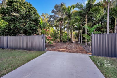 /international/au/9-11-palm-way-dundowran-beach-qld-151176504/