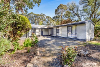 /international/au/54-st-leonards-road-healesville-vic-152487364/