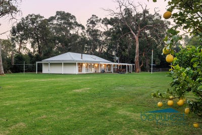 /international/au/209-hendersons-road-hastings-vic-151172820/