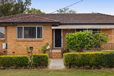 /international/au/17-rye-street-wilsonton-qld-152231580/