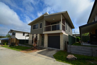 /international/au/22-21-wolfram-street-stanthorpe-qld-150697244/