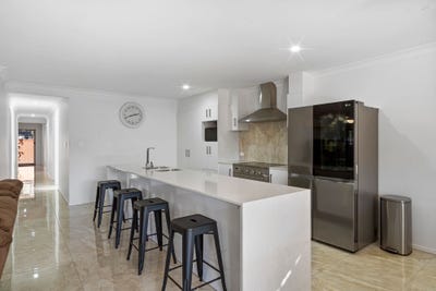 /international/au/6a-harrier-avenue-loganholme-qld-151184108/
