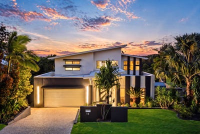 /international/au/15-impeccable-circuit-coomera-waters-qld-151008512/