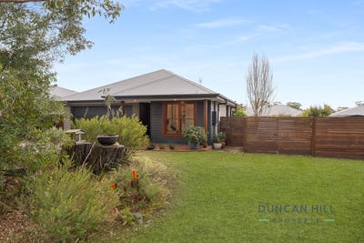 /international/au/34-azalea-street-colo-vale-nsw-148590048/