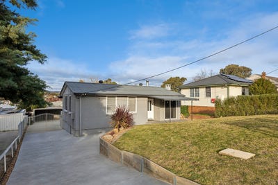 /international/au/64-donald-road-queanbeyan-nsw-151511460/