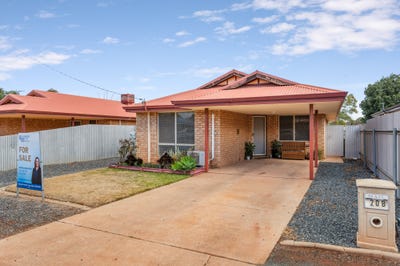 /international/au/20b-wychitella-place-south-kalgoorlie-wa-148637872/