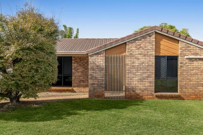 /international/au/6-drewery-street-wilsonton-qld-151439816/
