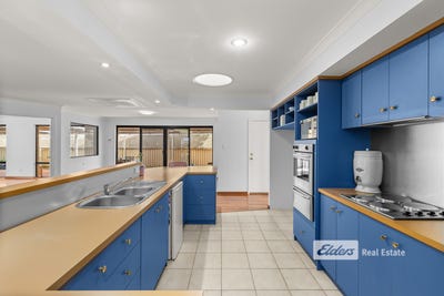 /international/au/10-coverley-street-east-bunbury-wa-152134664/