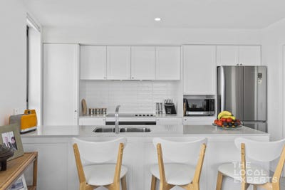 /international/au/235-1-anthony-rolfe-avenue-gungahlin-act-148156640/