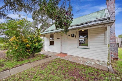 /international/au/1-walker-street-sebastopol-vic-152611736/