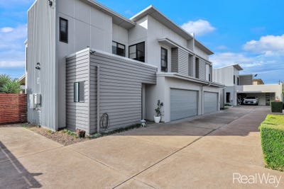 /international/au/1-12-water-street-bundaberg-south-qld-151340756/