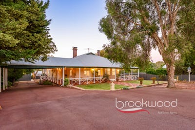/international/au/27-hartung-street-mundaring-wa-152435040/