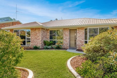 /international/au/37-stumm-street-kearneys-spring-qld-148496660/