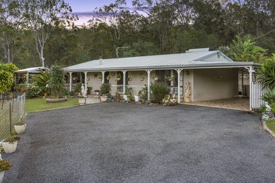 /international/au/12-24-kestrel-court-tamborine-qld-152339636/