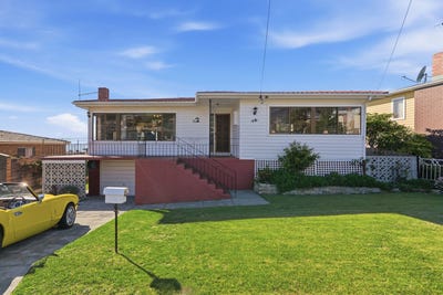 /international/au/15-croyden-avenue-montrose-tas-151225192/