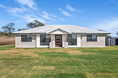 /international/au/630-oakey-pittsworth-road-aubigny-qld-152562176/