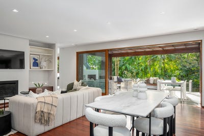 /international/au/4-clermiston-avenue-roseville-nsw-148034604/