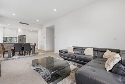 /international/au/5106e-16-constitution-road-ryde-nsw-151531540/