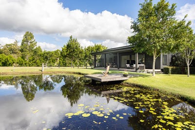 /international/au/54-jubilee-road-carters-ridge-qld-151145008/