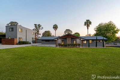/international/au/27-37-stringybark-rd-tamborine-qld-152453016/