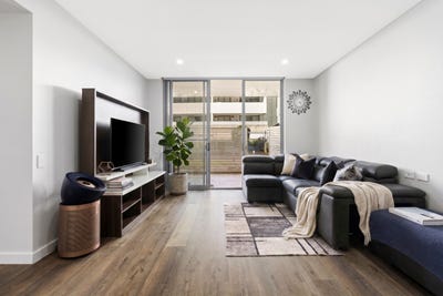 /international/au/g2-5-manchester-drive-schofields-nsw-152389080/