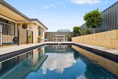 /international/au/10-pappinbarra-road-lakelands-wa-152356948/