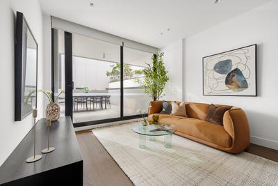 /international/au/109-451-hampton-street-hampton-vic-150891368/