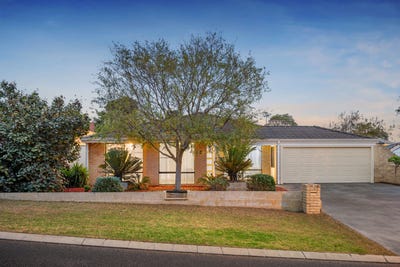 /international/au/8-nalder-way-clarkson-wa-151462968/