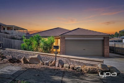 /international/au/11-nicholson-street-darley-vic-151362004/
