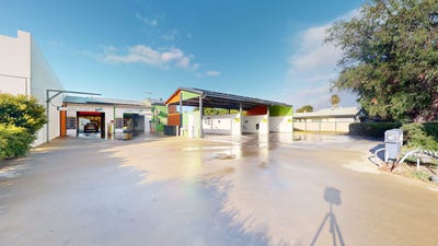 /international/au/18-peel-terrace-busselton-wa-505134908/
