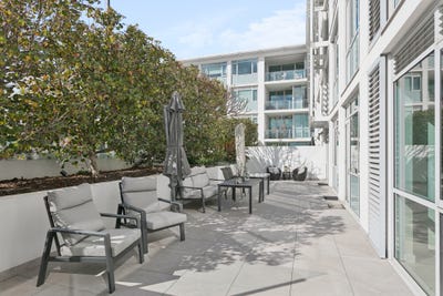 /international/au/402-2-bovell-lane-claremont-wa-151987852/