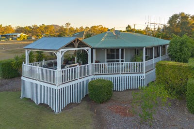 /international/au/18-kitt-crescent-kilkivan-qld-152323912/