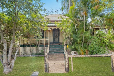 /international/au/34-holdsworth-road-north-ipswich-qld-150955844/