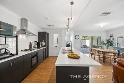 /international/au/23-oakpark-green-clarkson-wa-151608732/