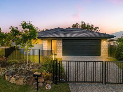 /international/au/8-elder-parade-collingwood-park-qld-151006208/