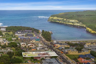 /international/au/34-lord-street-port-campbell-vic-505098548/