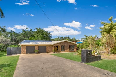 /international/au/3-eloise-court-clinton-qld-150978512/